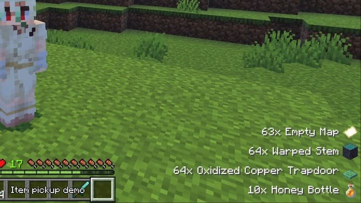 Уведомление о подобранных предметах в правом нижнем углу в Майнкрафт ПЕ (Бедрок)