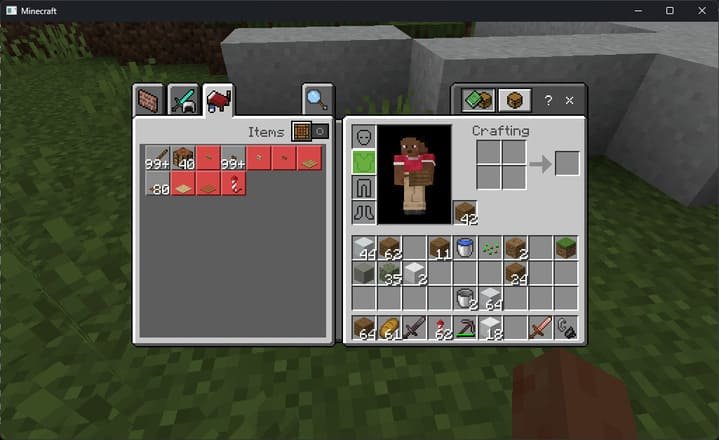 Предмет в левой руке в инвентаре Майнкрафт ПЕ (Бедрок)