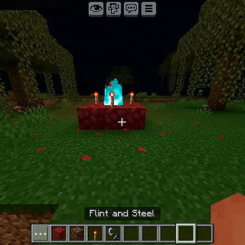 Паранормальные явления и жуткая атмосфера в Майнкрафт ПЕ (Бедрок)